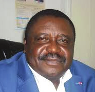 Inspirer l'Excellence : le Soban Humphrey Monono s'Adresse aux Élèves des Classes d'Examen